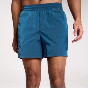 NWT VRST Men’s 5” All-In Unlined Shorts | Teal Twilight Shine | Medium |